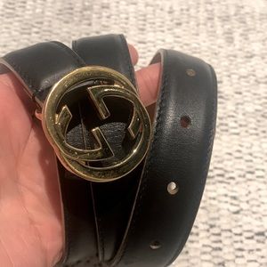 GUCCI BELT WITH INTERLOCKING GG BUCKLE
